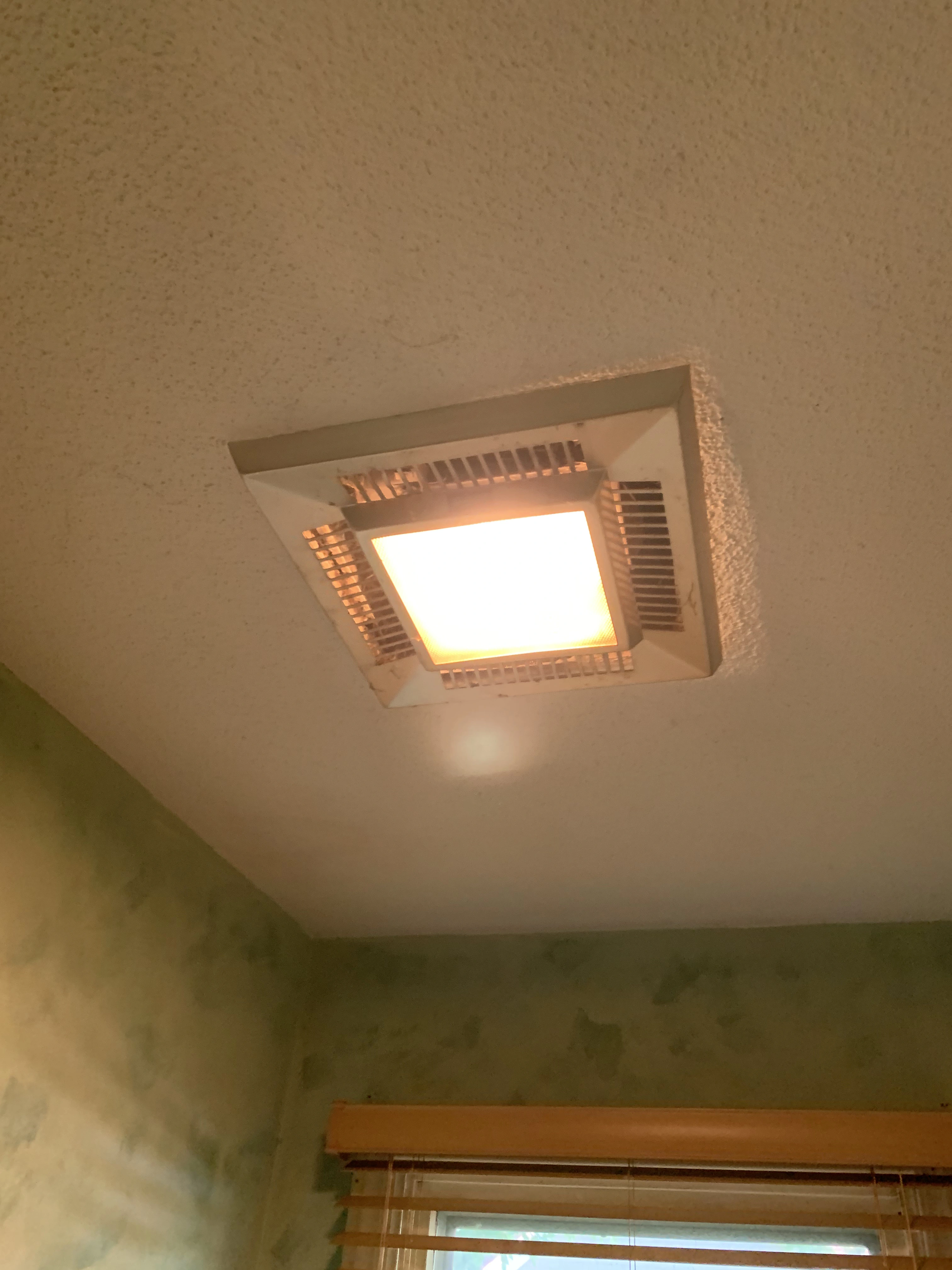 Stark Bathroom Before